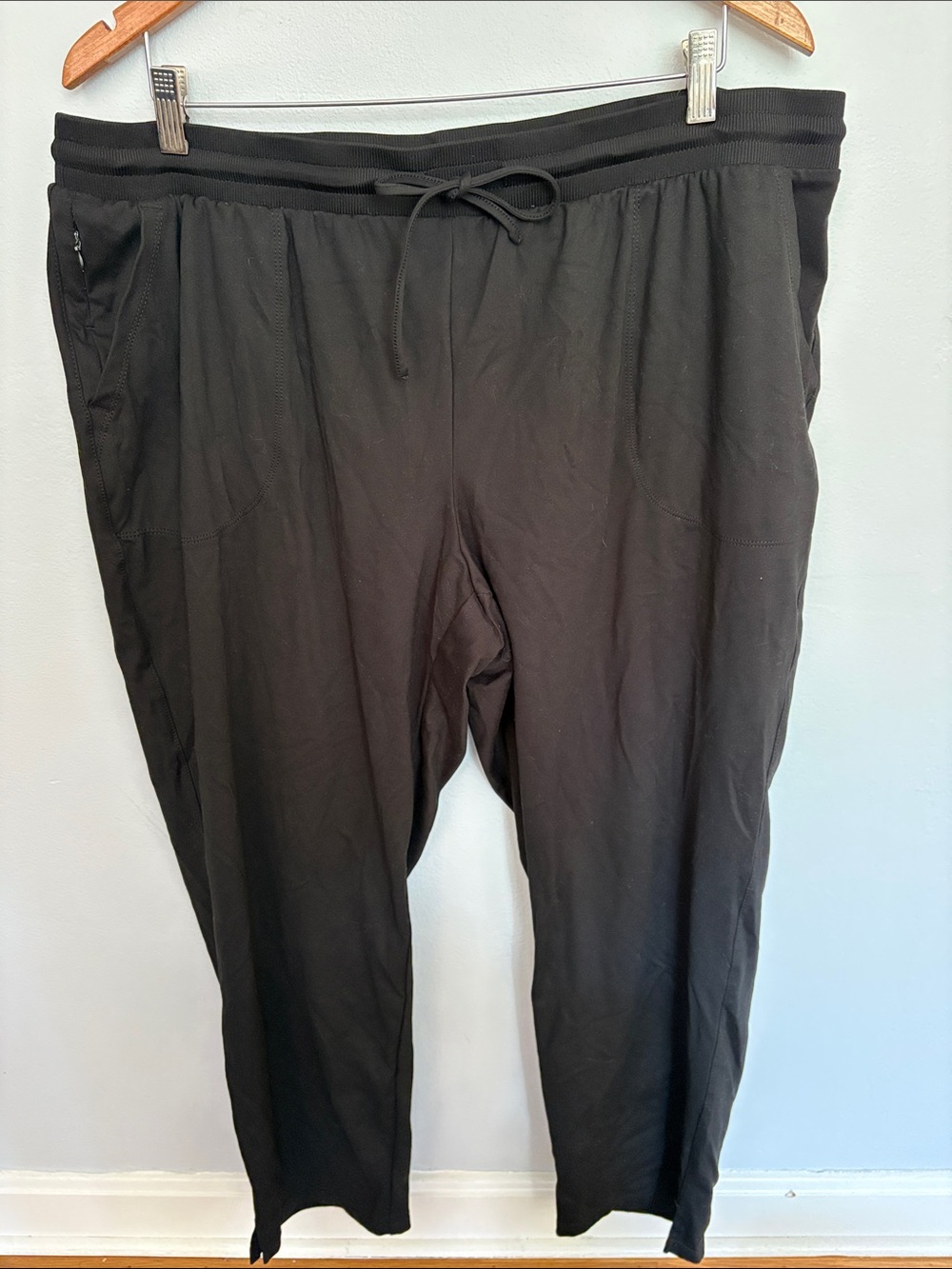 Zac & Rachel Black Drawstring Jogger Pants